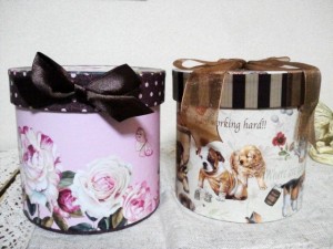 カップを入れた箱も素敵なプレゼント、ってカンジです〜